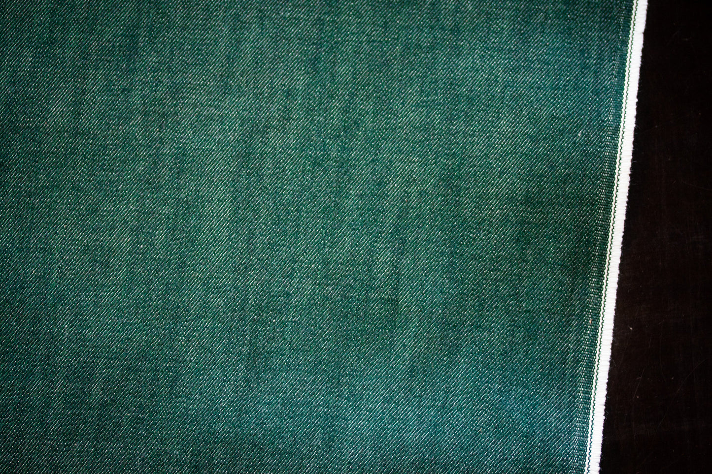 D-001 - 11,5 oz - forrest green denim