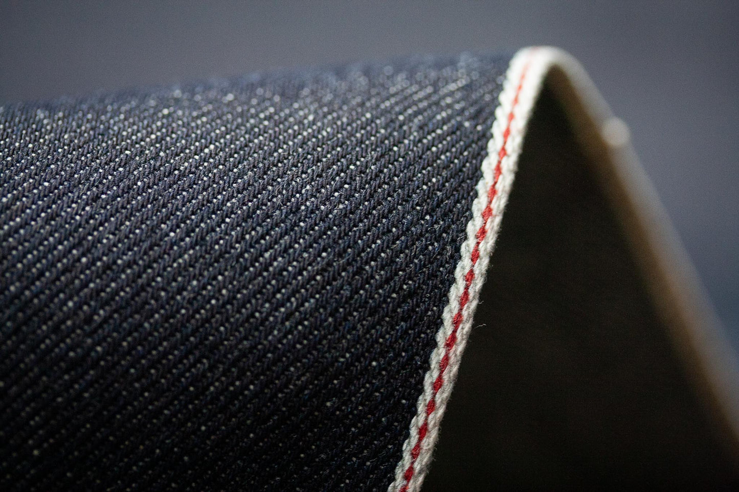 S-027 - 12,1 oz - dark indigo selvage denim