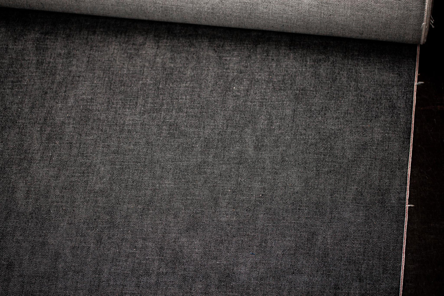 S-031 - 11,3 oz - black/grey selvage denim