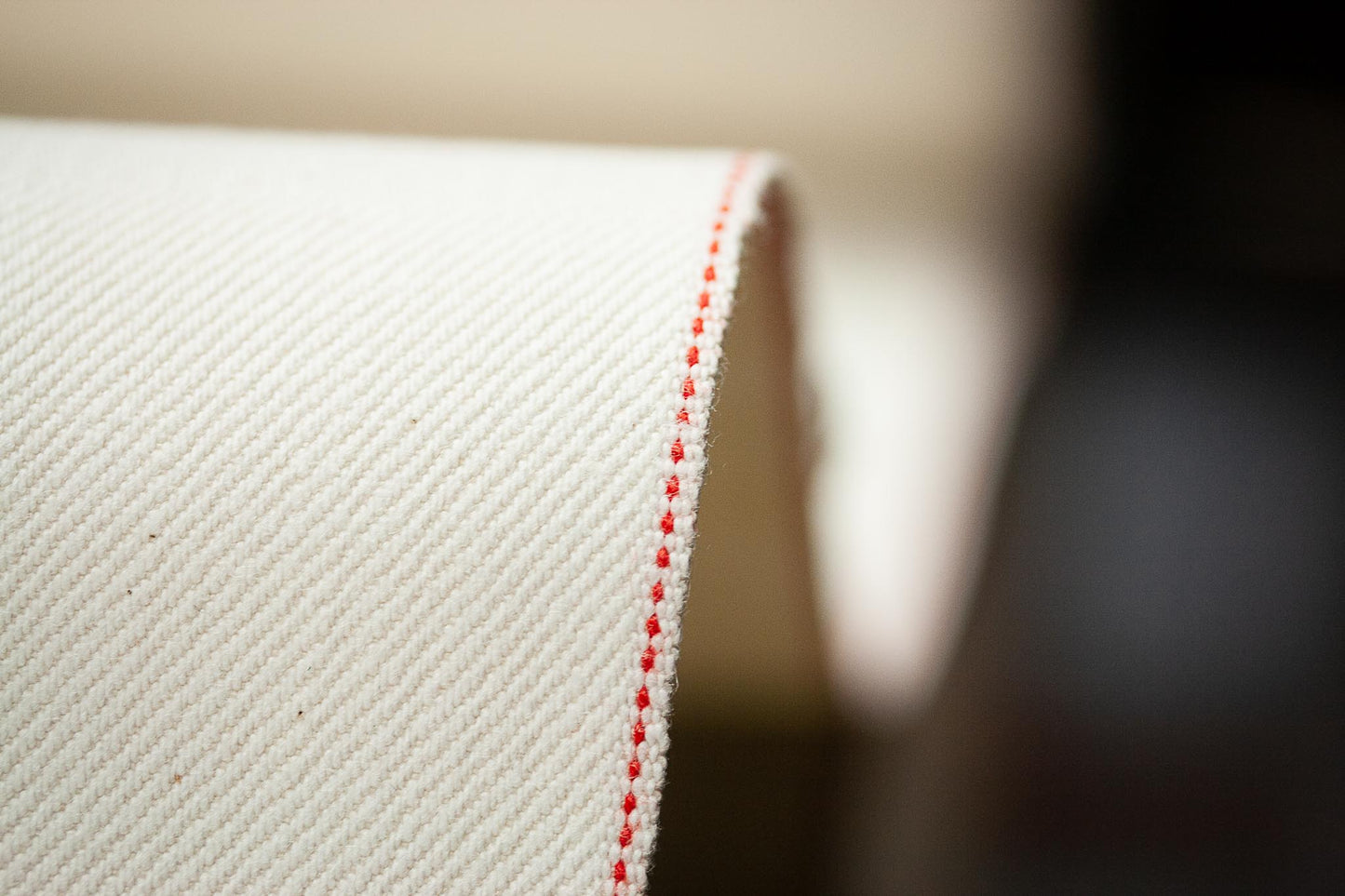 S-036 - 12 oz - elastic off-white selvage denim