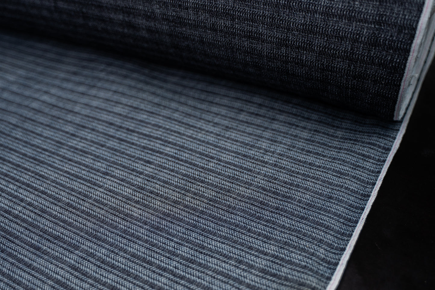S-068 - 12 oz - horizontal herringbone indigo selvage denim