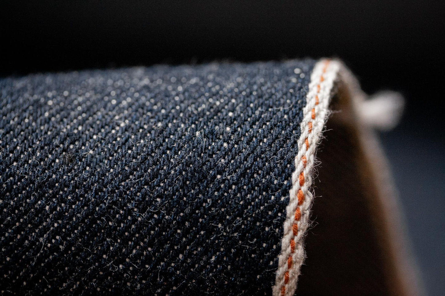 S-061 - 16 oz - indigo selvage denim