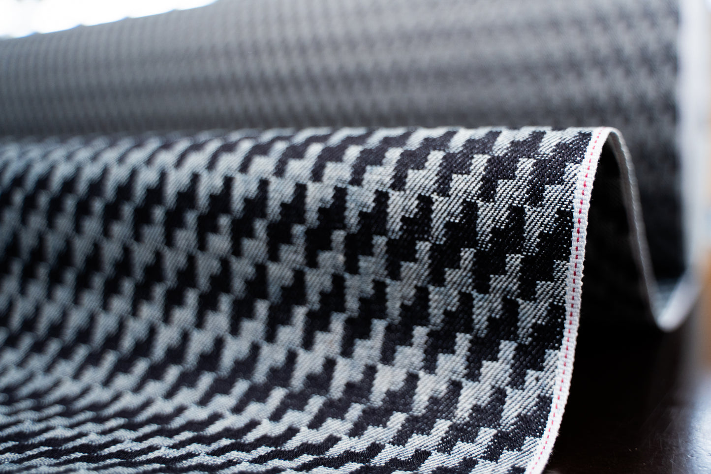 S-050 - 12 oz - patterned indigo selvage twill